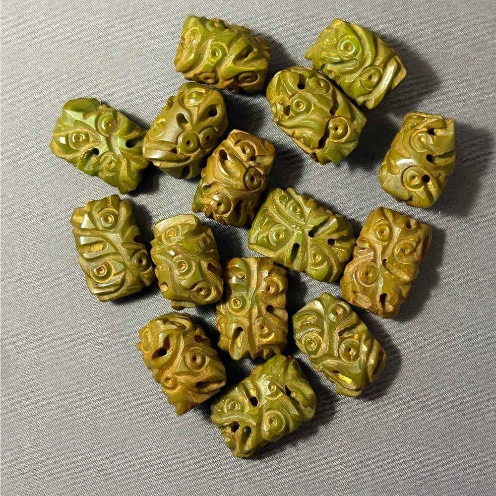 Vintage Bakelite Hand Carved Marbled Green Barrel Beads - 15pcs/Weight 50g